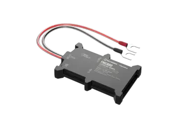 Teltonika FMC880-E motortéri GPS nyomkövető